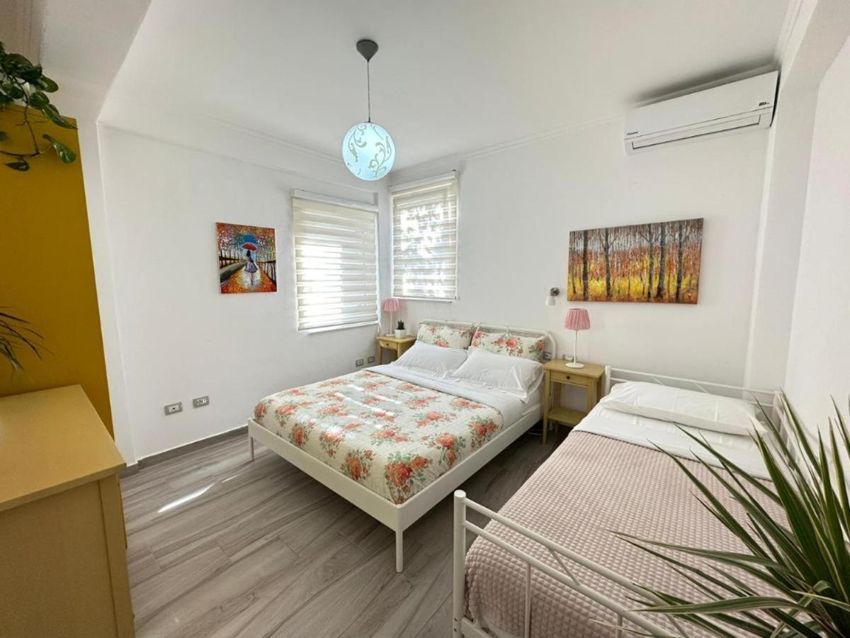 Sofia'S Holiday Apartment Vlorë Εξωτερικό φωτογραφία