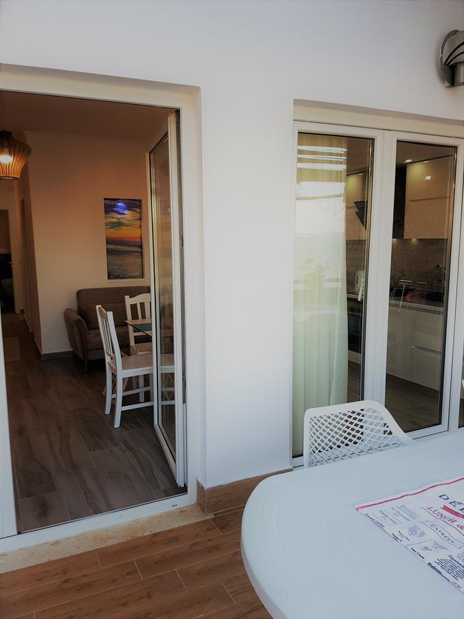 Sofia'S Holiday Apartment Vlorë Εξωτερικό φωτογραφία
