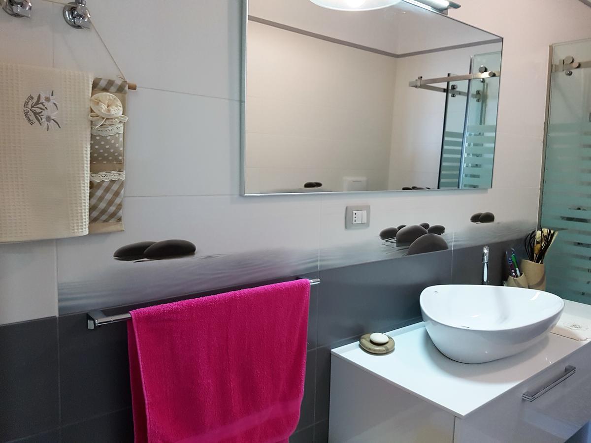 Sofia'S Holiday Apartment Vlorë Εξωτερικό φωτογραφία