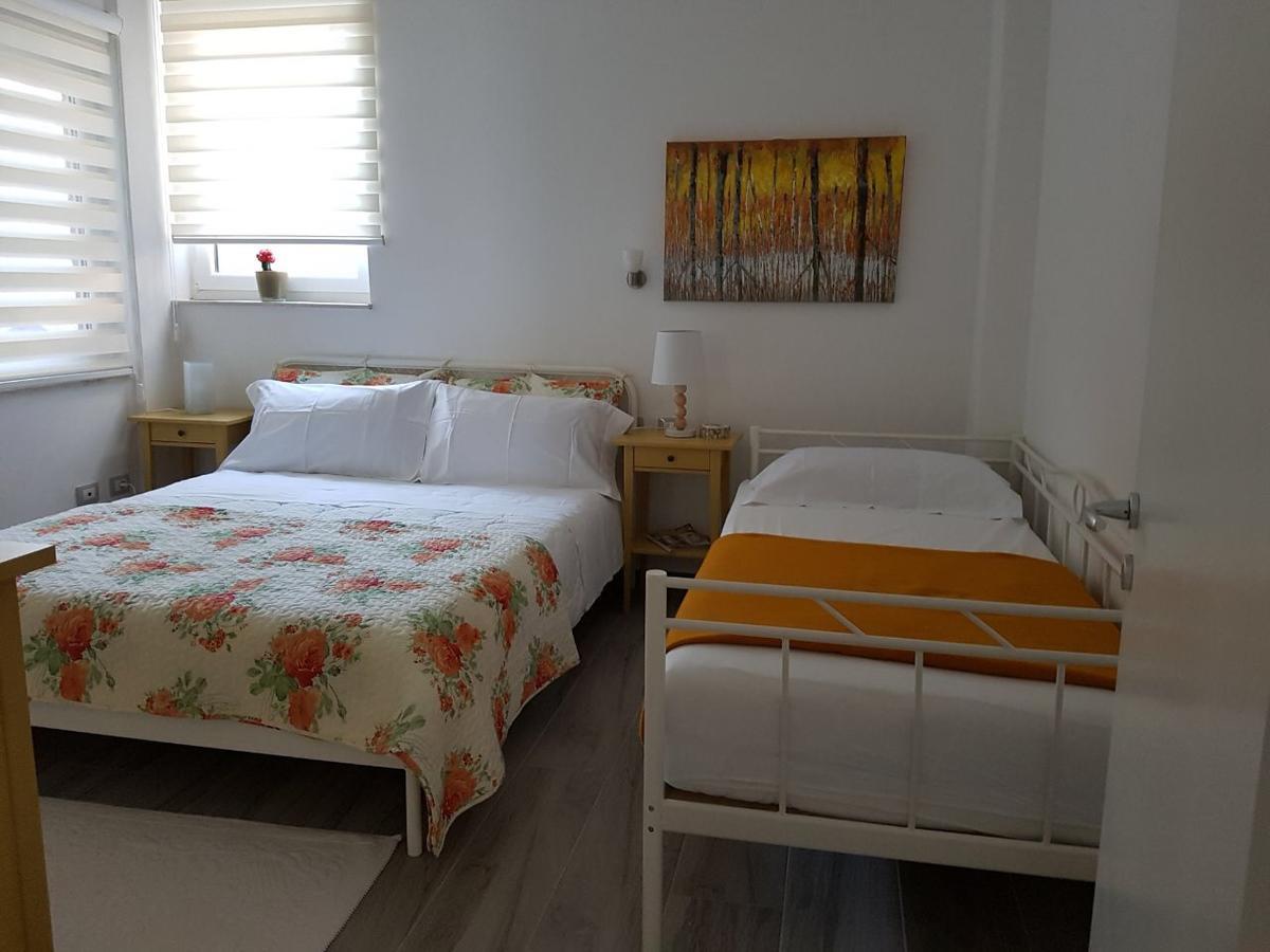 Sofia'S Holiday Apartment Vlorë Εξωτερικό φωτογραφία